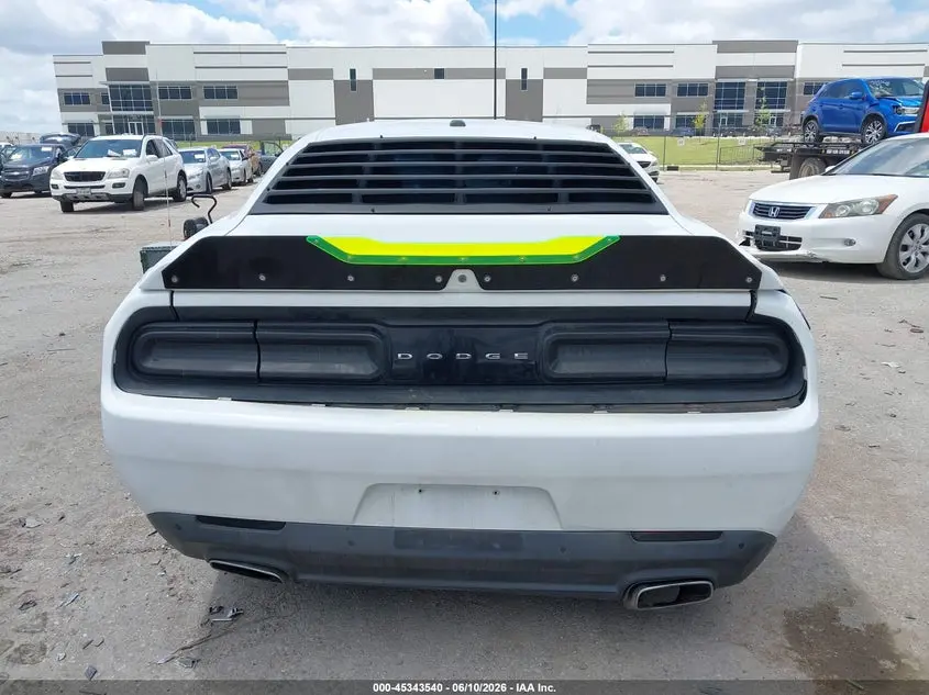 2015 DODGE CHALLENGER SXT