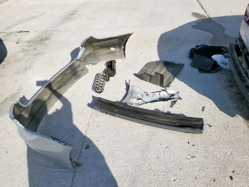 2015 VOLKSWAGEN PASSAT S  