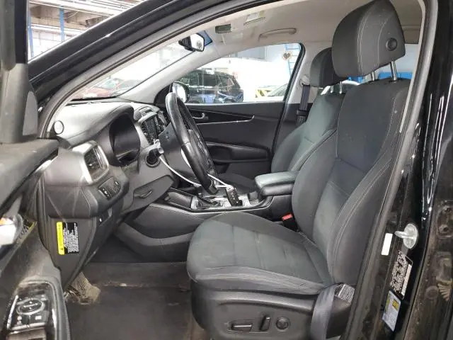 2017 KIA SORENTO LX  