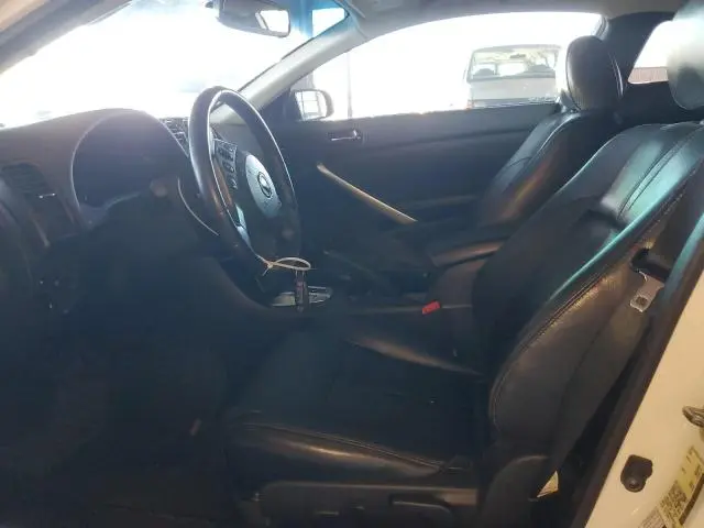 2010 NISSAN ALTIMA SR  