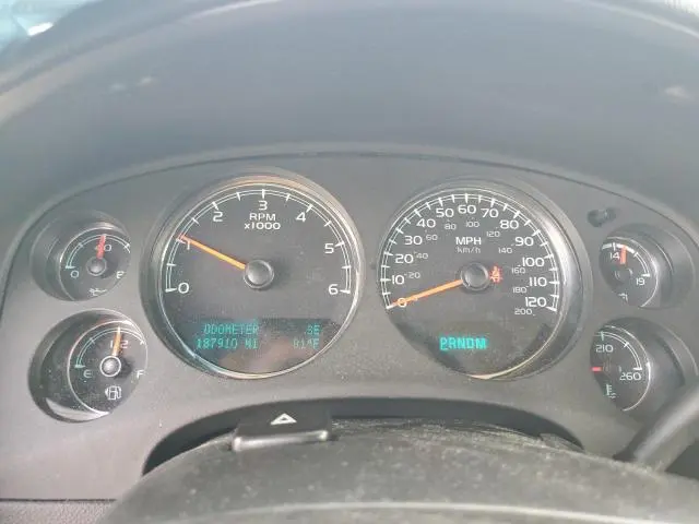 2011 GMC YUKON SLE