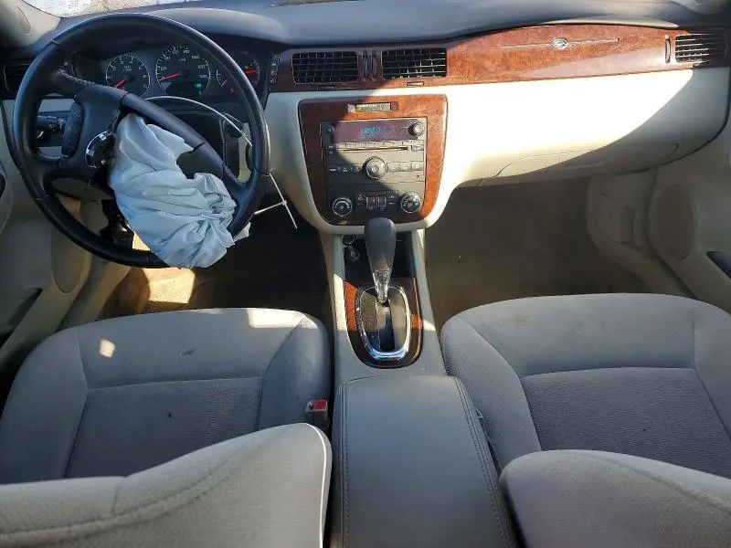 2010 CHEVROLET IMPALA LT  
