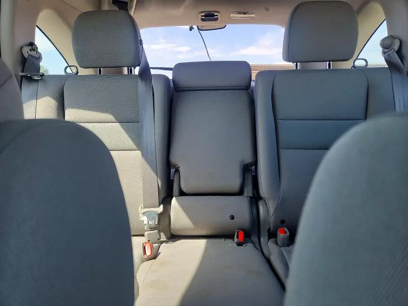 2011 HONDA CR-V LX  