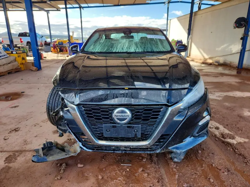 2021 NISSAN ALTIMA 2.5 SR  