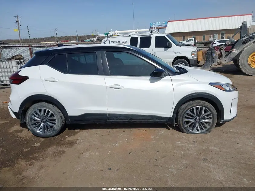 2021 NISSAN KICKS SV XTRONIC CVT