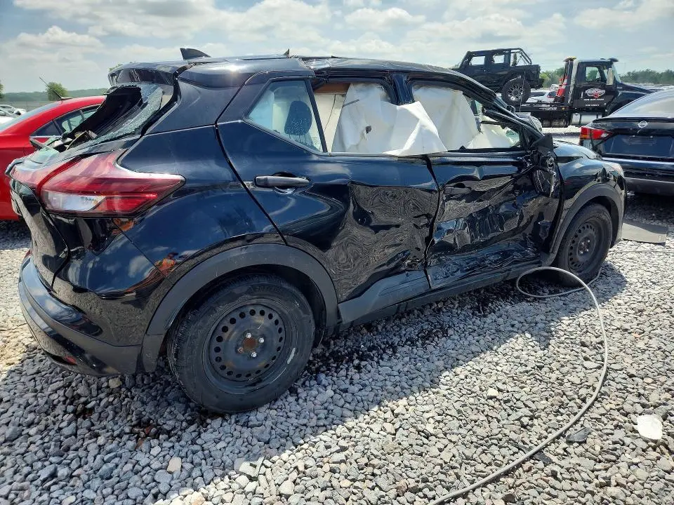2021 NISSAN KICKS S  