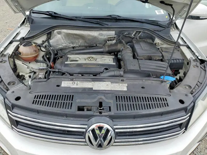 2012 VOLKSWAGEN TIGUAN S  