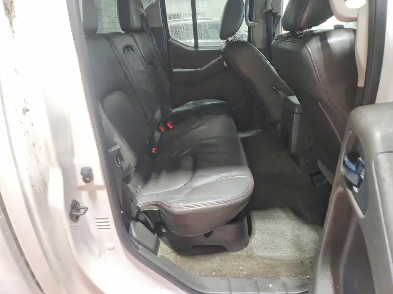 2012 NISSAN FRONTIER S  