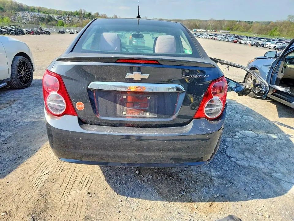 2014 CHEVROLET SONIC LT  
