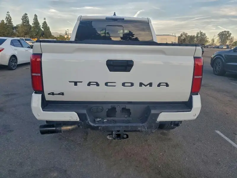 2024 TOYOTA TACOMA DOUBLE CAB  