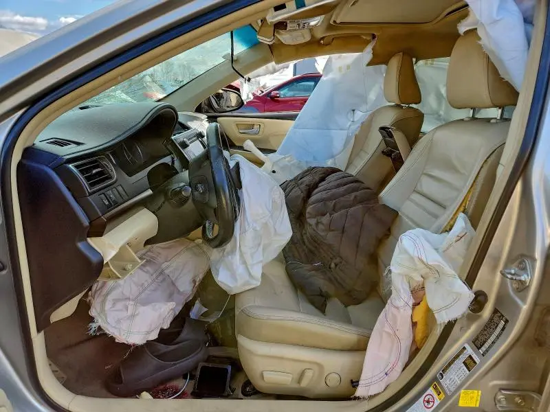 2016 TOYOTA CAMRY   