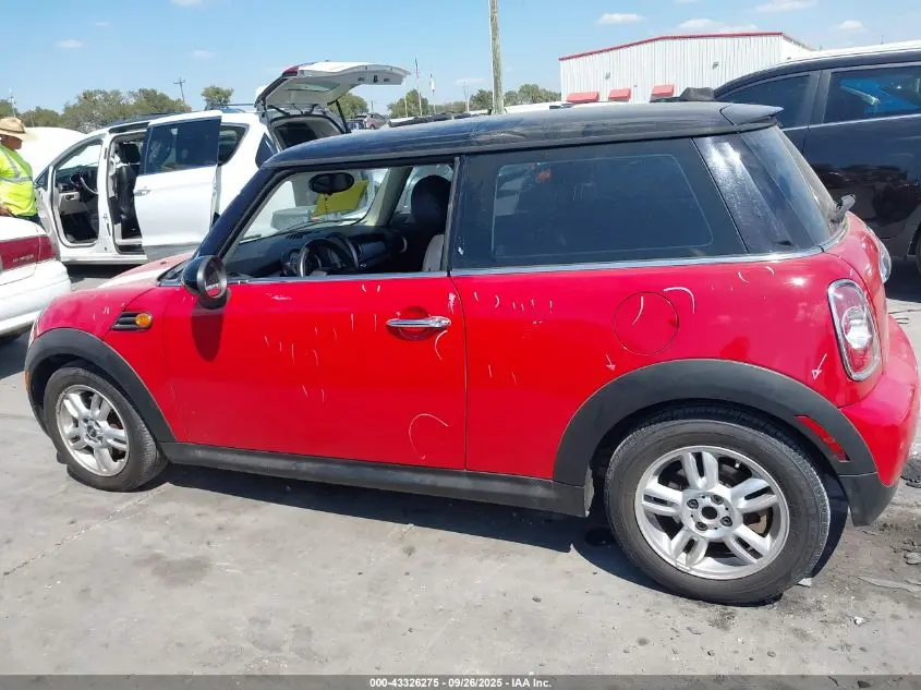2013 MINI HARDTOP COOPER