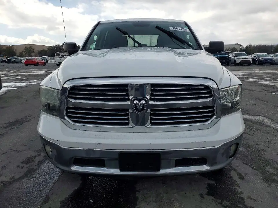 2013 RAM 1500 SLT  