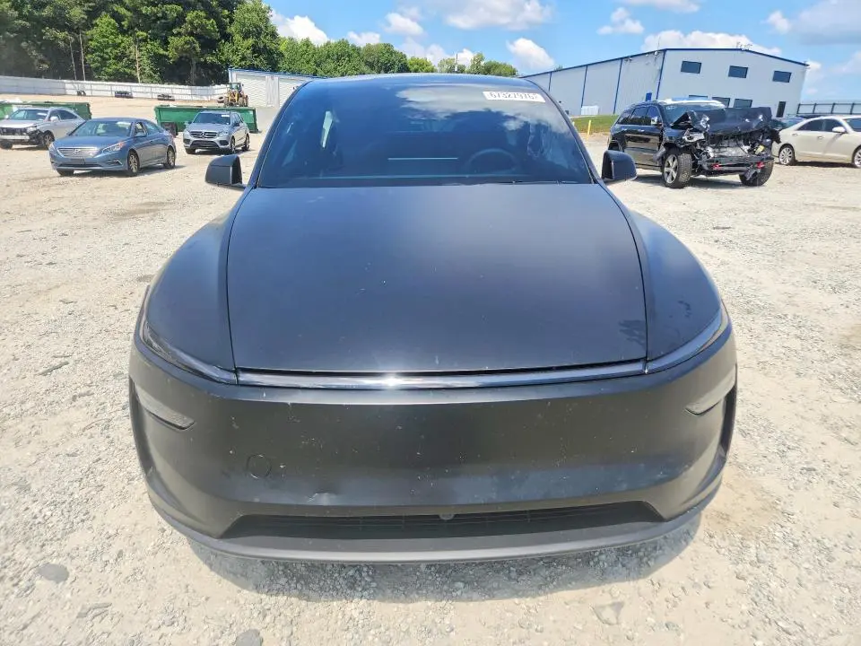2026 TESLA MODEL Y   