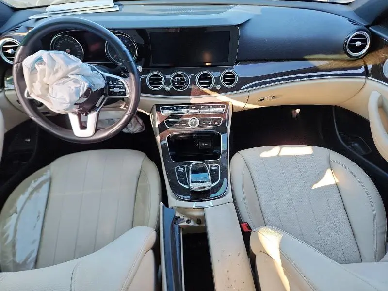 2019 MERCEDES-BENZ E 300  