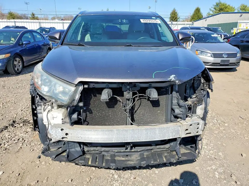 2016 TOYOTA HIGHLANDER LIMITED  