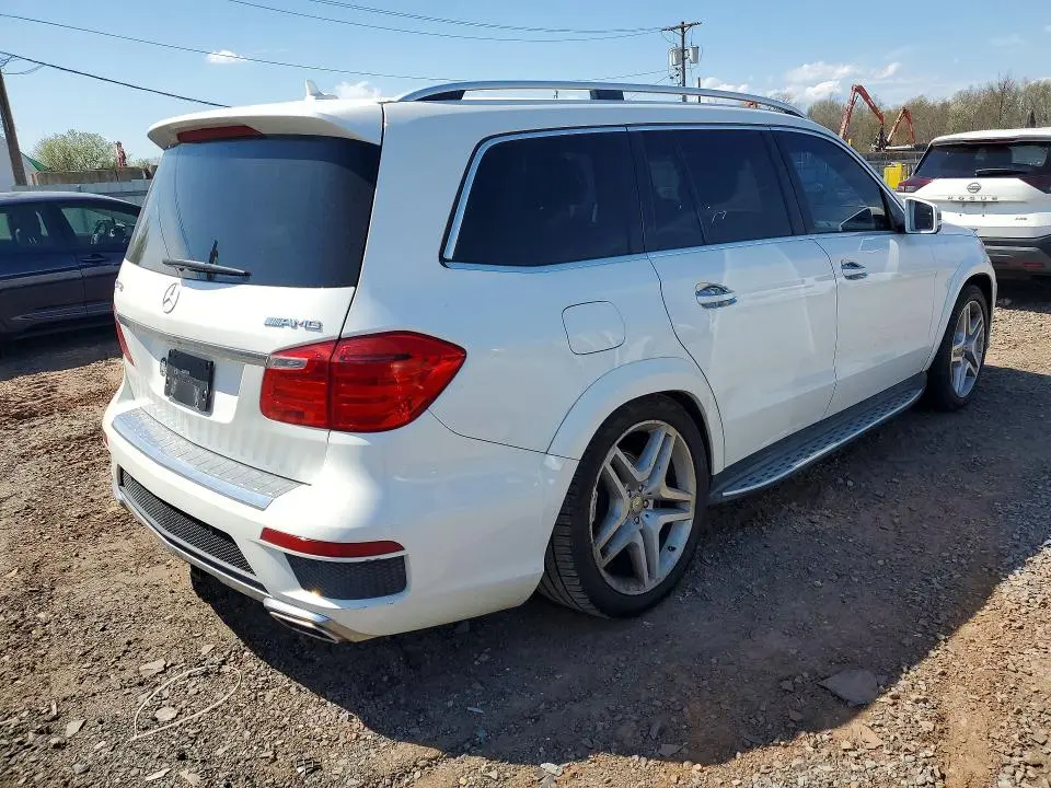2015 MERCEDES-BENZ GL 550 4MATIC  