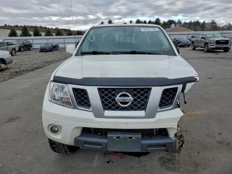 2019 NISSAN FRONTIER S  
