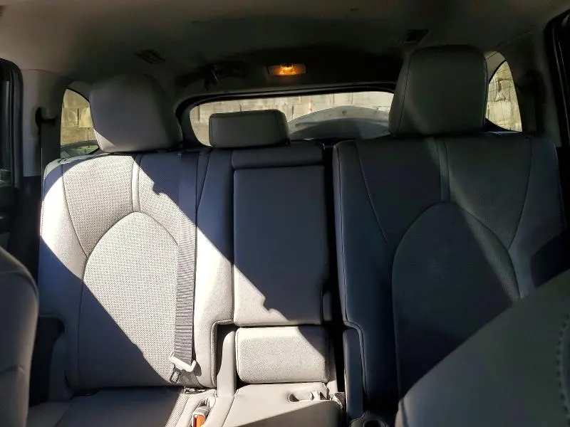 2022 TOYOTA HIGHLANDER LIMITED  