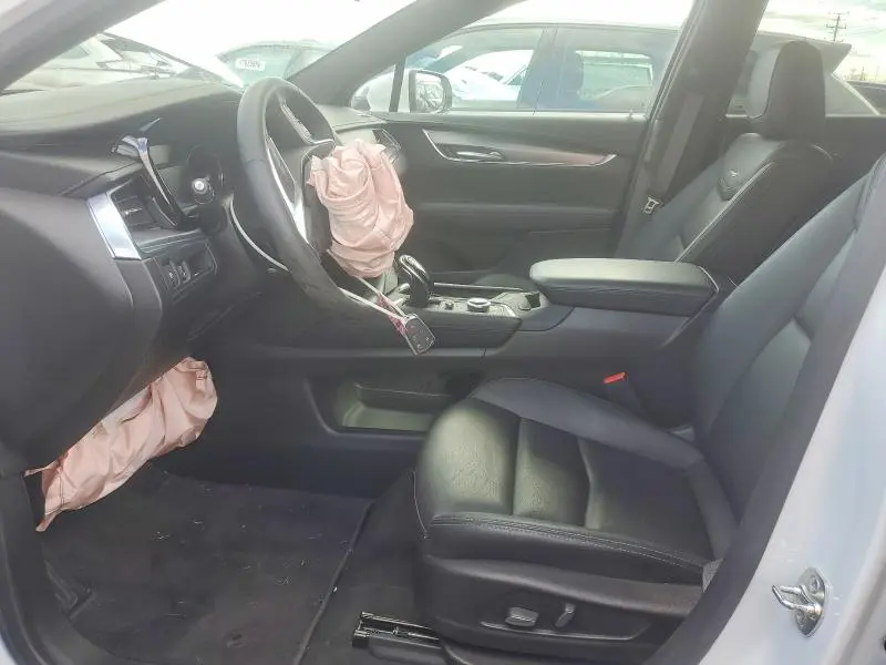 2025 CADILLAC XT5 LUXURY  