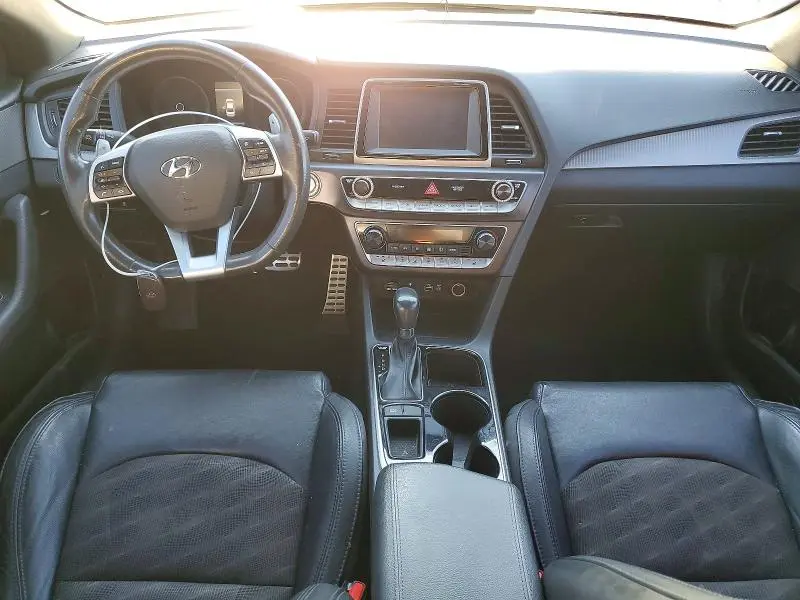 2018 HYUNDAI SONATA SPORT  