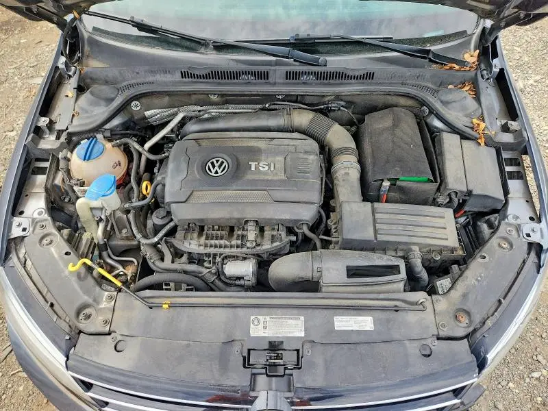 2015 VOLKSWAGEN JETTA SE  