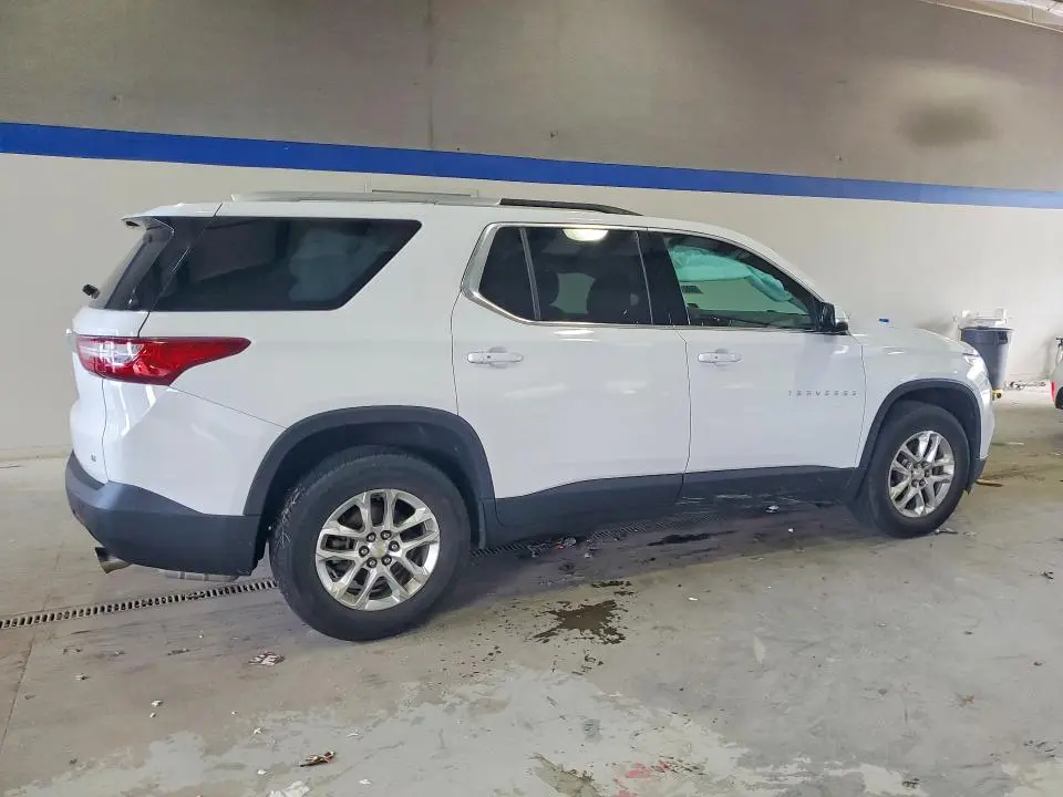 2018 CHEVROLET TRAVERSE LT  
