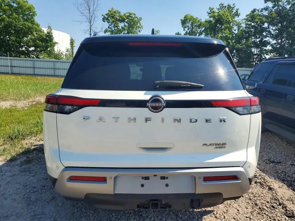 2022 NISSAN PATHFINDER PLATINUM  
