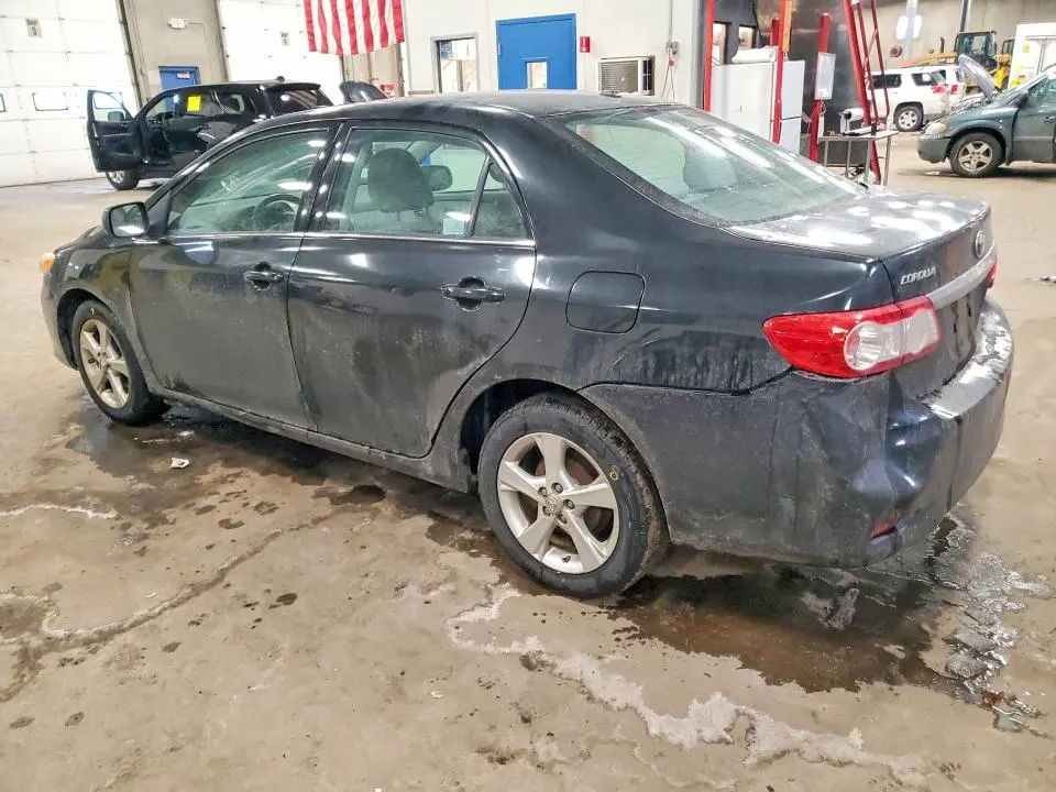 2013 TOYOTA COROLLA BASE  