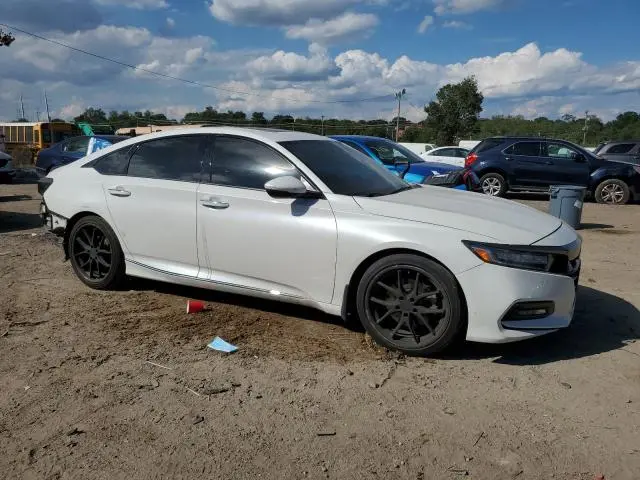 2018 HONDA ACCORD TOURING  
