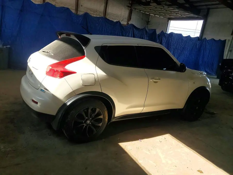 2014 NISSAN JUKE S  
