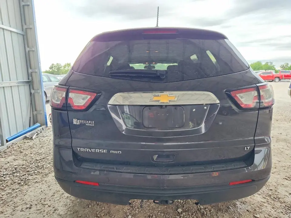 2017 CHEVROLET TRAVERSE LT  