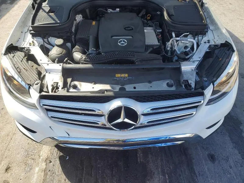 2018 MERCEDES-BENZ GLC 300  