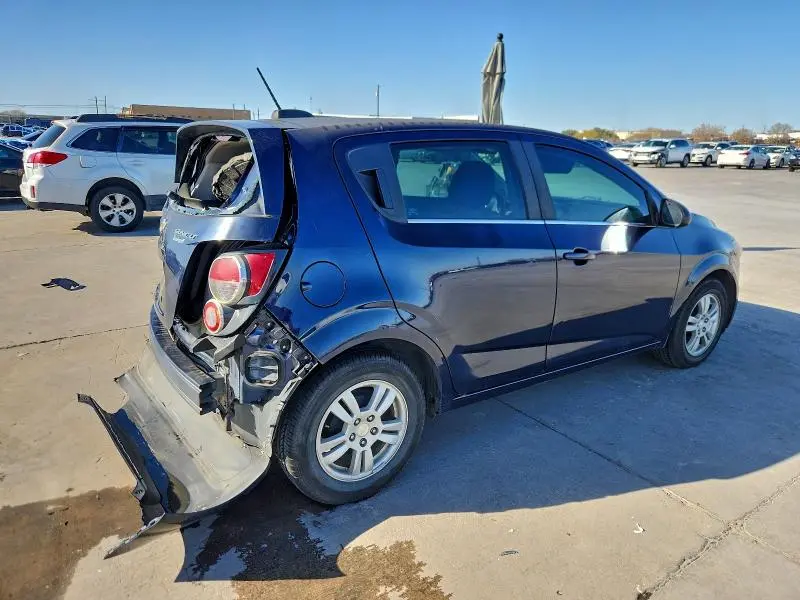 2015 CHEVROLET SONIC LT  