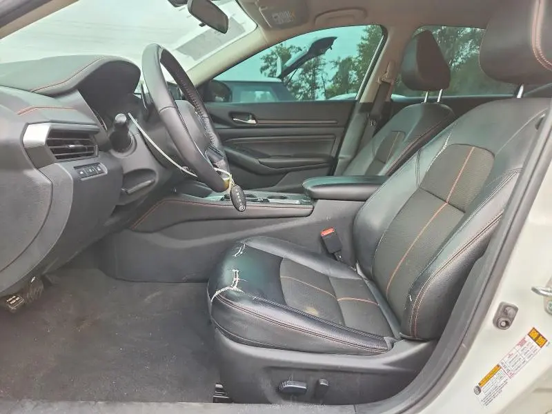 2022 NISSAN ALTIMA SR  