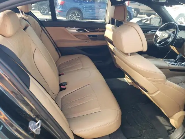2016 BMW 750 I  