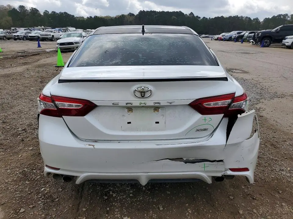 2020 TOYOTA CAMRY XSE  