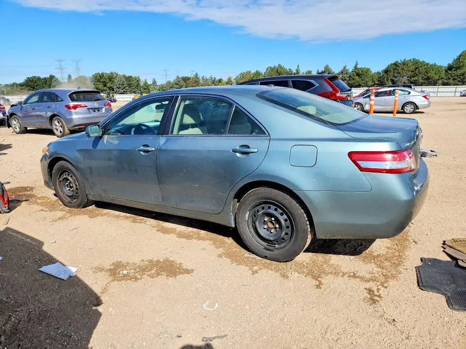 2011 TOYOTA CAMRY LE  