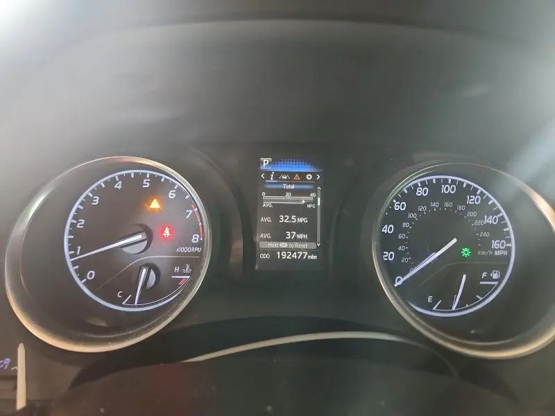 2018 TOYOTA CAMRY SE  