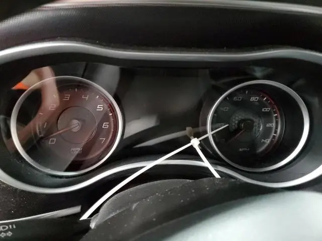 2016 DODGE CHARGER SXT  