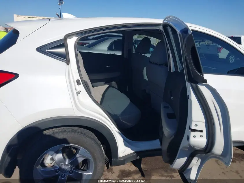 2022 HONDA HR-V 2WD LX