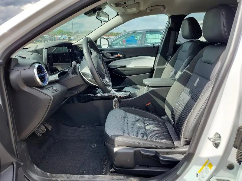 2025 CHEVROLET TRAX 1LT  