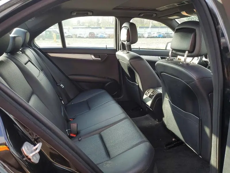 2013 MERCEDES-BENZ C 250  