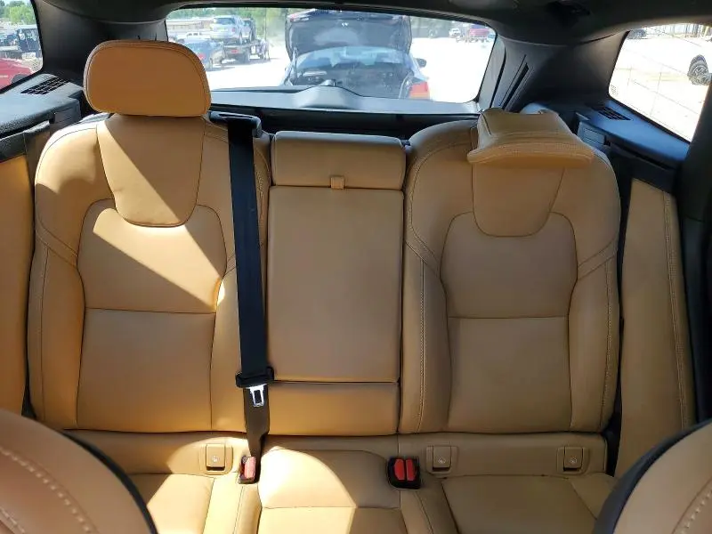 2022 VOLVO XC60 B5 INSCRIPTION  