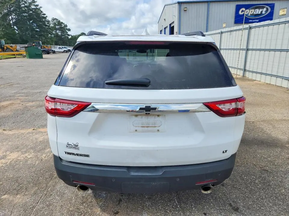 2020 CHEVROLET TRAVERSE LT  