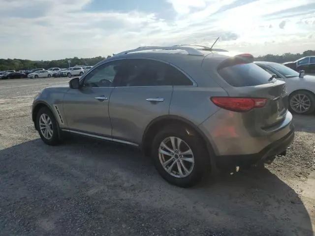 2011 INFINITI FX35