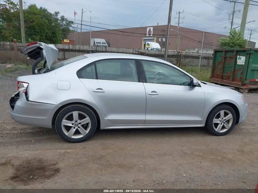 2014 VOLKSWAGEN JETTA 2.0L TDI