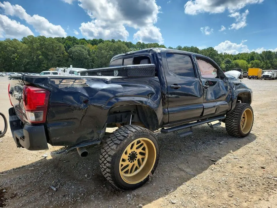 2023 TOYOTA TACOMA SR V6  