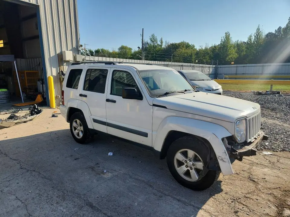 2010 JEEP LIBERTY SPORT  
