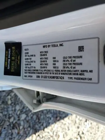 2021 TESLA MODEL 3   